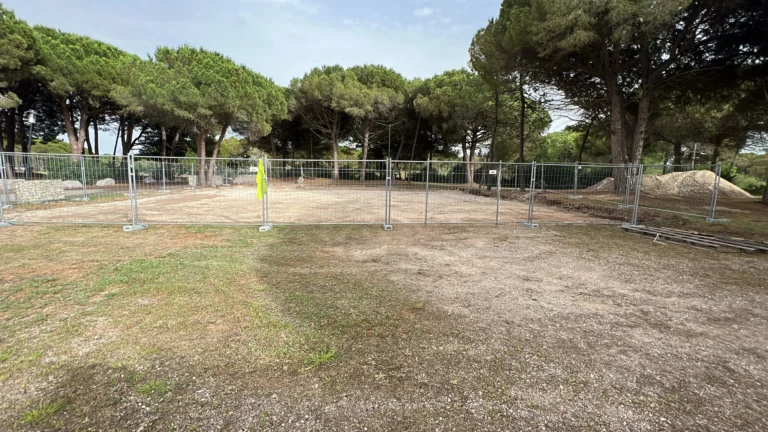 terrain de padel béton drainant La Grande Motte (34)