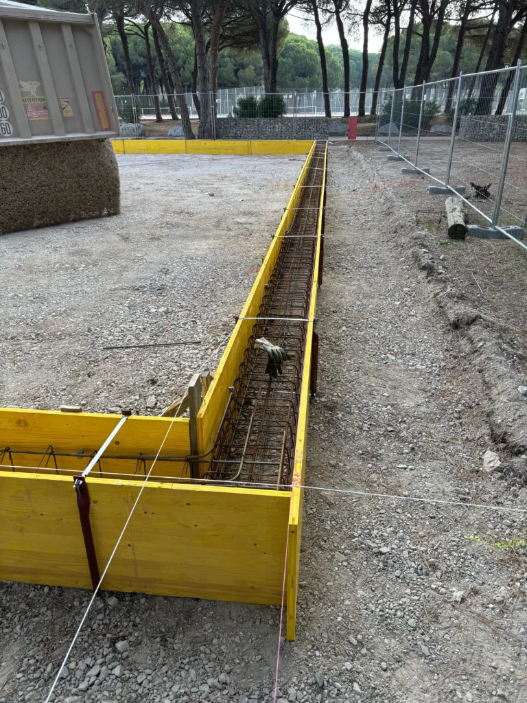 terrain de padel béton drainant La Grande Motte (34)
