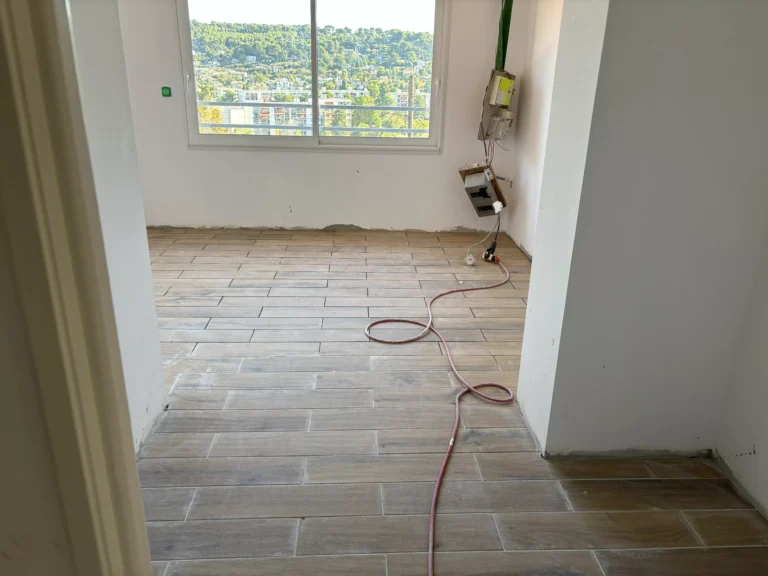 Rénovation pose de carrelage à Marseille (13)
